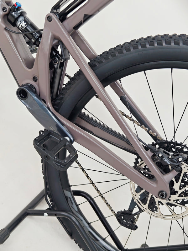 Santa Cruz Tallboy C S 2023 / X- LARGE / RRP: £6,399.00 / Excellent Condition!