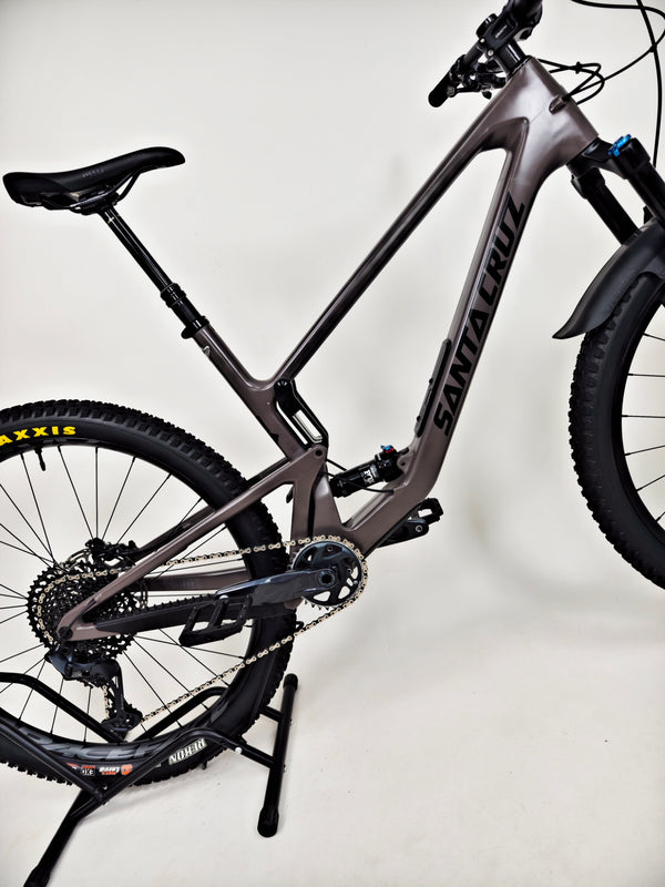 Santa Cruz Tallboy C S 2023 / X- LARGE / RRP: £6,399.00 / Excellent Condition!