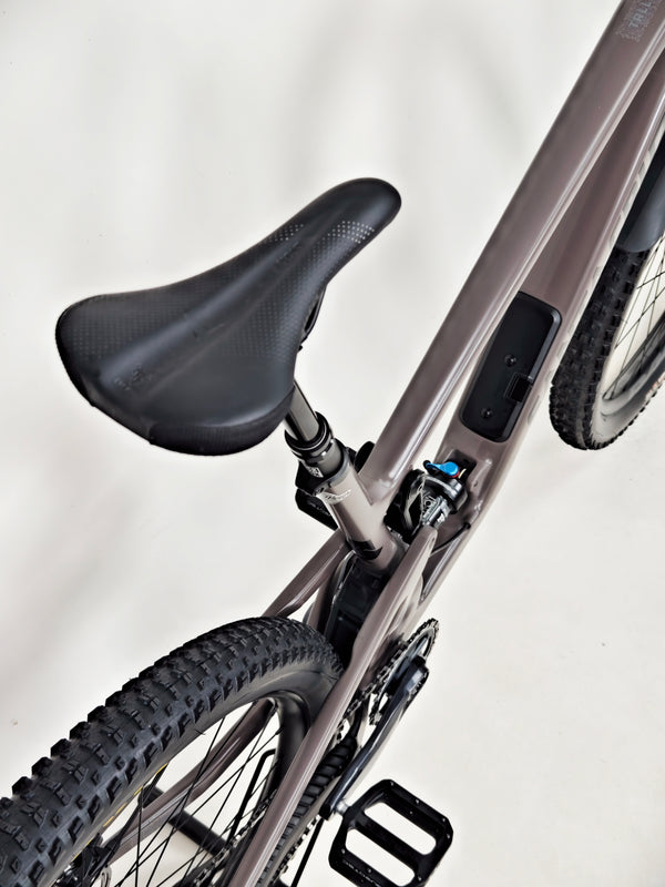 Santa Cruz Tallboy C S 2023 / X- LARGE / RRP: £6,399.00 / Excellent Condition!