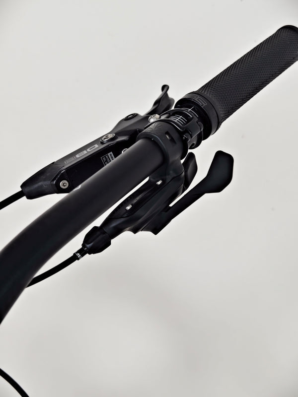 Mondraker Superfoxy 29 2023 / LARGE / RRP: £4,199.00 / Excellent Condition