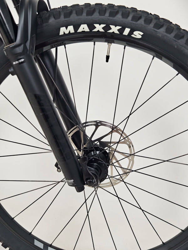 Mondraker Superfoxy 29 2023 / LARGE / RRP: £4,199.00 / Excellent Condition