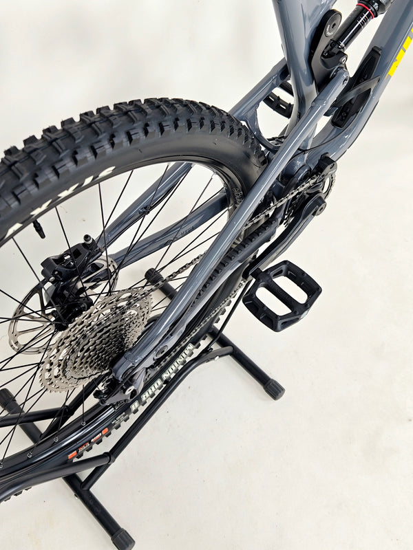 Nukeproof Mega 290 Alloy Comp 2022 / XL / RRP: £2,999.00 / Very Good Condition