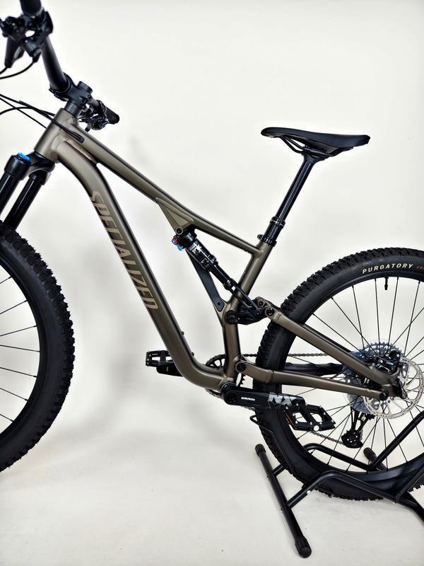 Specialized Stumpjumper Comp Alloy 29 2024 / MEDIUM / RRP: £2,900.00 / Excellent Condition!