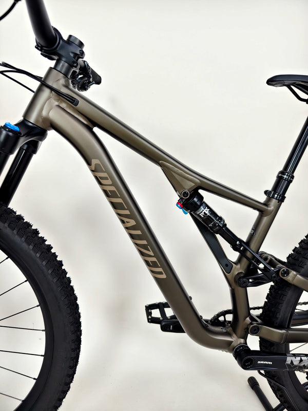 Specialized Stumpjumper Comp Alloy 29 2024 / MEDIUM / RRP: £2,900.00 / Excellent Condition!