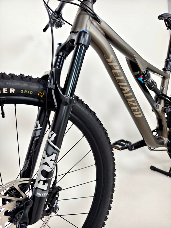 Specialized Stumpjumper Comp Alloy 29 2024 / MEDIUM / RRP: £2,900.00 / Excellent Condition!