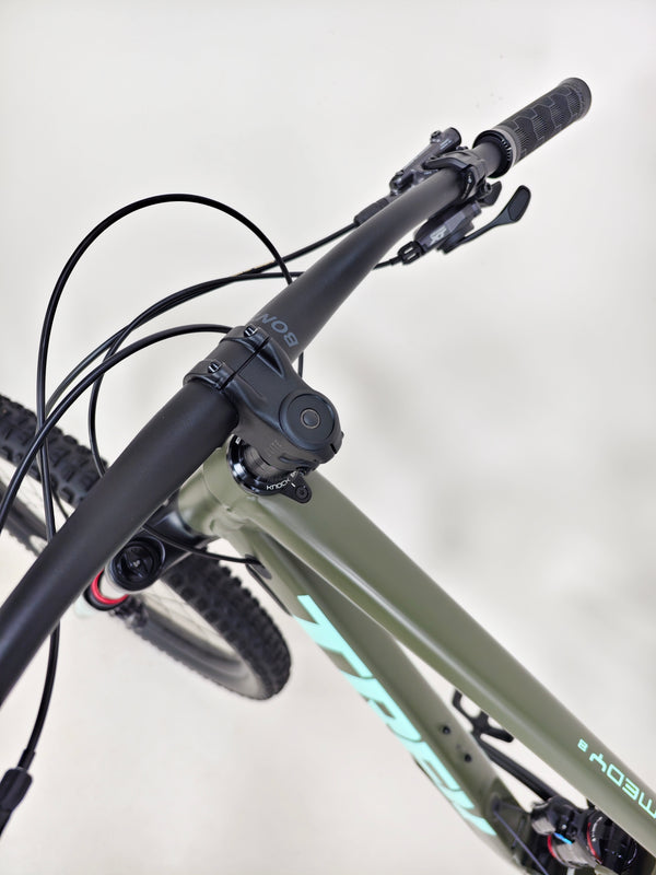 Trek Remedy 8 2022 / X-LARGE / RRP: £3,450.00 / Very Good Condition