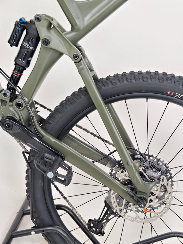 Trek Remedy 8 2022 / X-LARGE / RRP: £3,450.00 / Very Good Condition