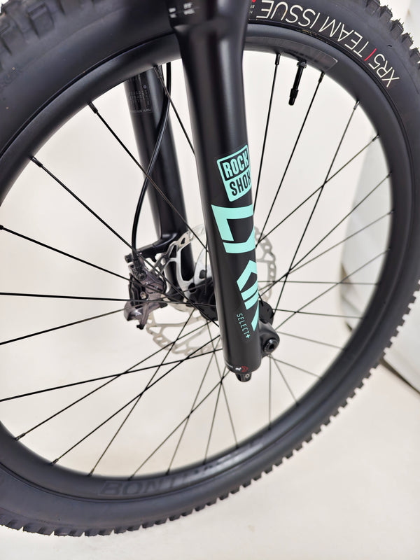 Trek Remedy 8 2022 / X-LARGE / RRP: £3,450.00 / Very Good Condition