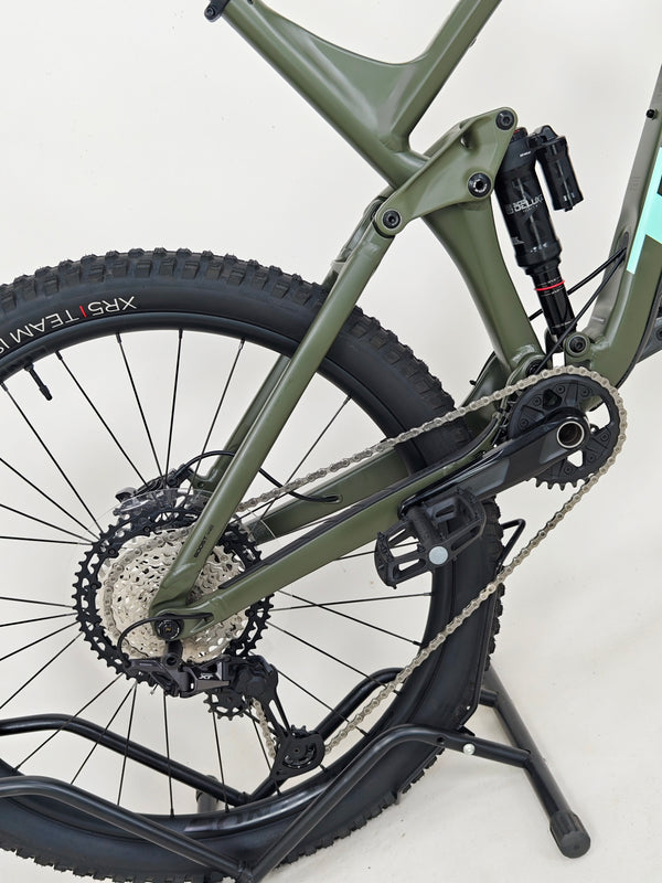 Trek Remedy 8 2022 / X-LARGE / RRP: £3,450.00 / Very Good Condition