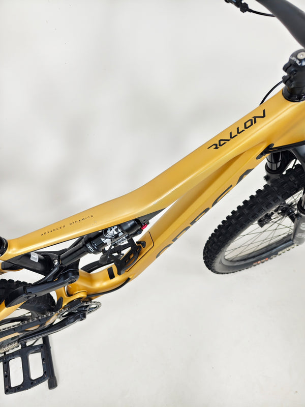 Orbea Rallon M20 Carbon 2023 / LARGE / FOX 38 / RRP: £5,299.00 / Very Good Condition!