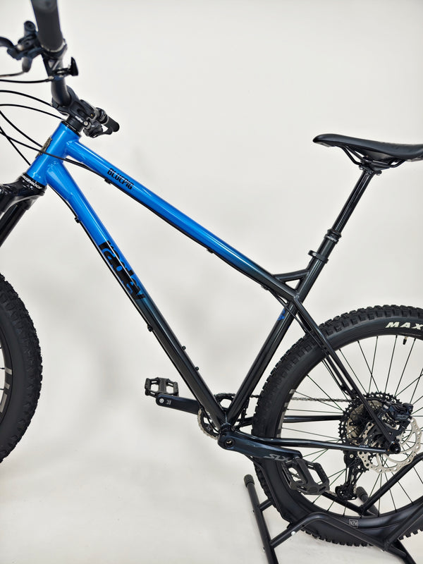 Ragley Blue Pig Race 2022 / XL / RRP: £2,499.99 / Very Good Condition