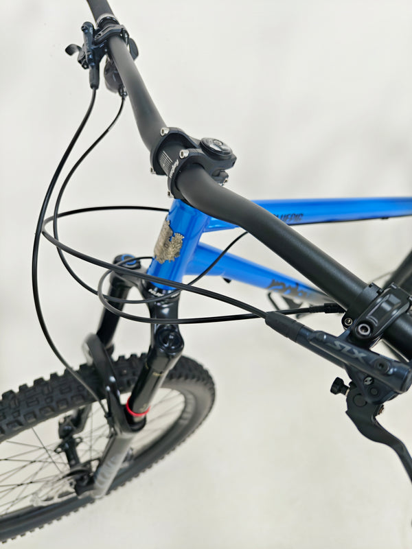 Ragley Blue Pig Race 2022 / XL / RRP: £2,499.99 / Very Good Condition
