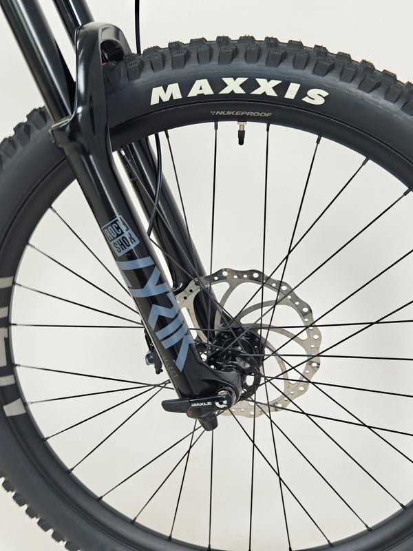 Ragley Blue Pig Race 2022 / XL / RRP: £2,499.99 / Very Good Condition