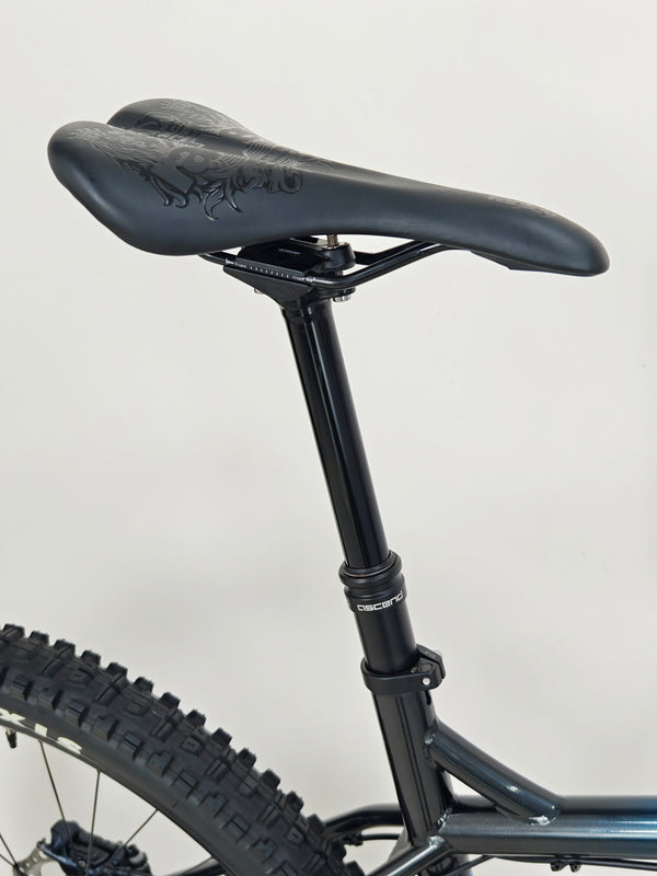 Ragley Blue Pig Race 2022 / XL / RRP: £2,499.99 / Very Good Condition