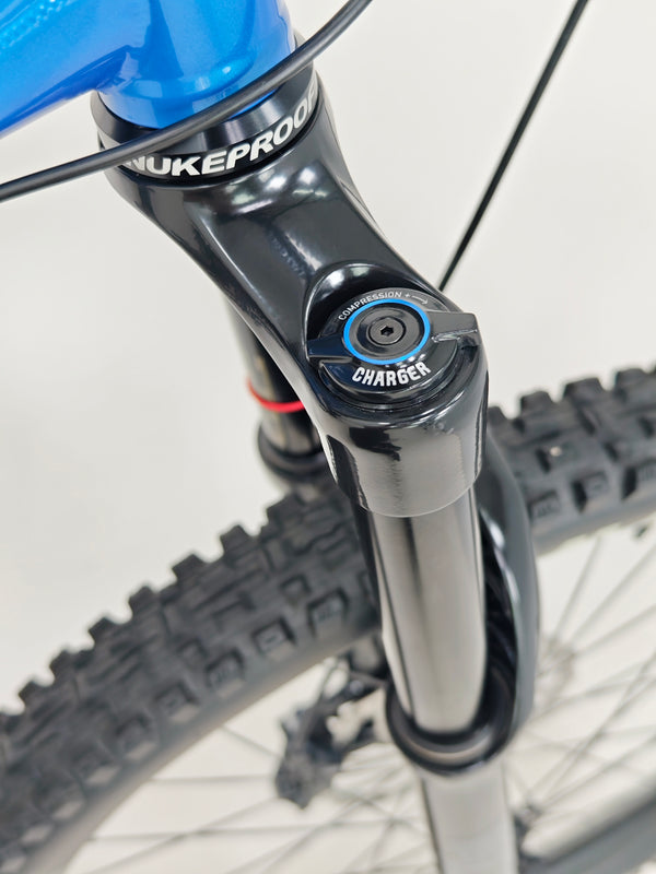 Ragley Blue Pig Race 2022 / XL / RRP: £2,499.99 / Very Good Condition