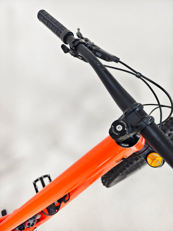 Transition Spire Alloy NX 2022 / LARGE / RRP: £4,299.00 / Very Good Condition