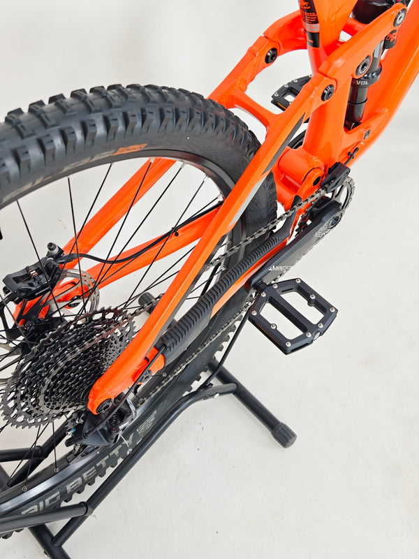 Transition Spire Alloy NX 2022 / LARGE / RRP: £4,299.00 / Very Good Condition