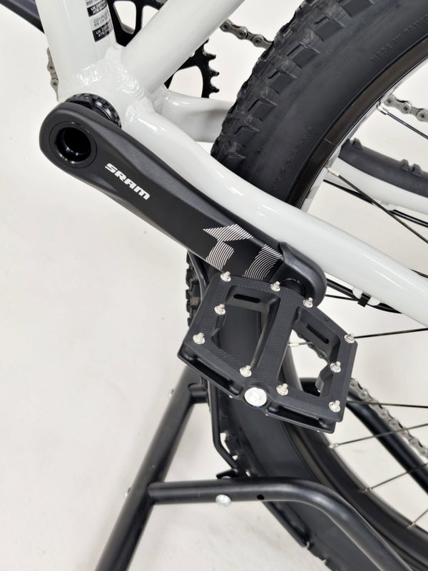 Whyte 905 V4 2023 / MEDIUM/ RRP: £2,099.00 / Excellent Condition!