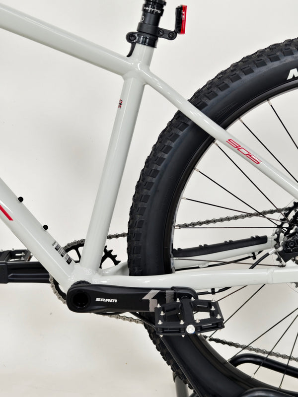 Whyte 905 V4 2023 / MEDIUM/ RRP: £2,099.00 / Excellent Condition!