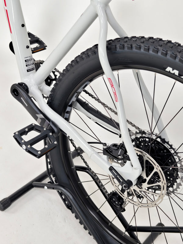 Whyte 905 V4 2023 / MEDIUM/ RRP: £2,099.00 / Excellent Condition!