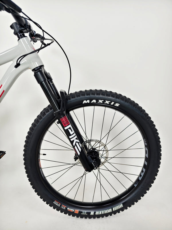 Whyte 905 V4 2023 / MEDIUM/ RRP: £2,099.00 / Excellent Condition!