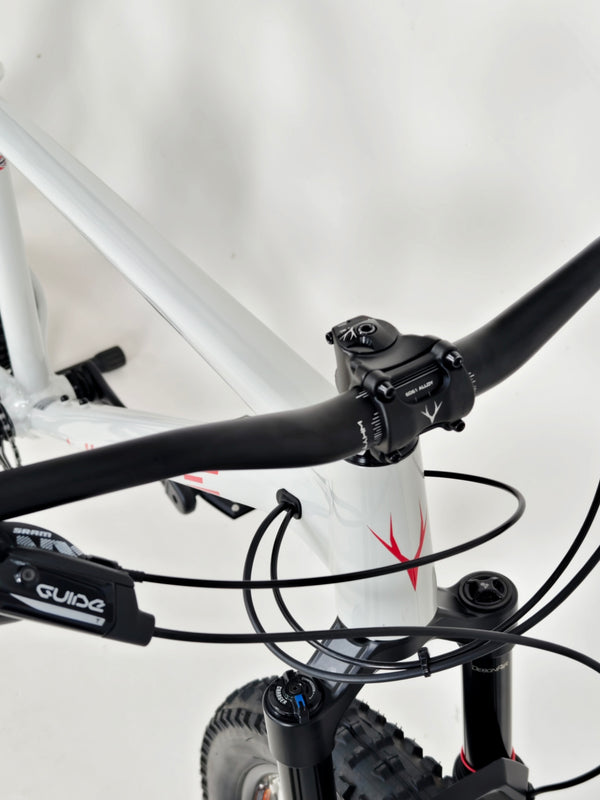 Whyte 905 V4 2023 / MEDIUM/ RRP: £2,099.00 / Excellent Condition!