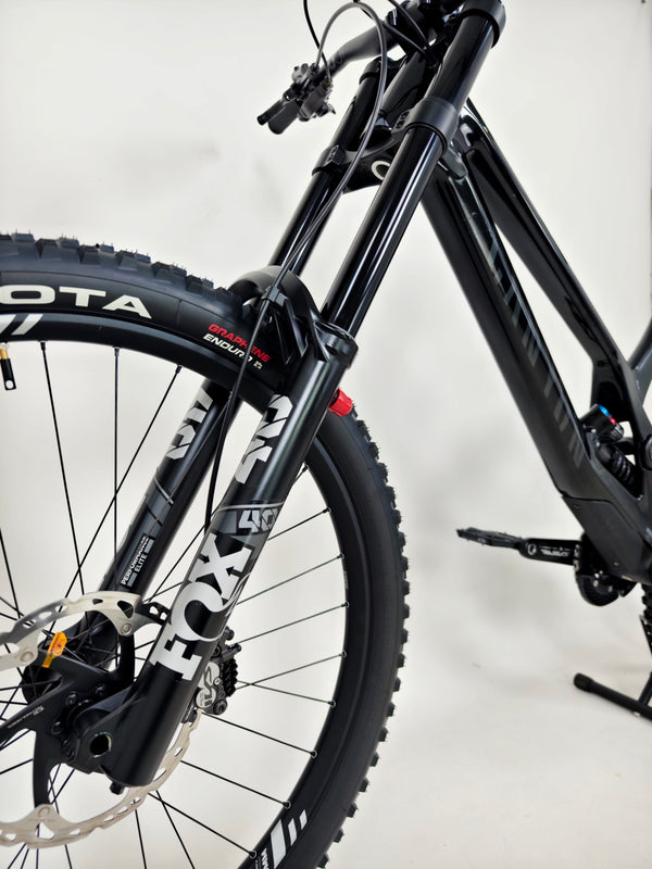 Canyon Sender CFR FMD 2021 / Downhill Bike / XL / FOX FLOAT 40 / RRP: £5,270.00 / Very Good Condition