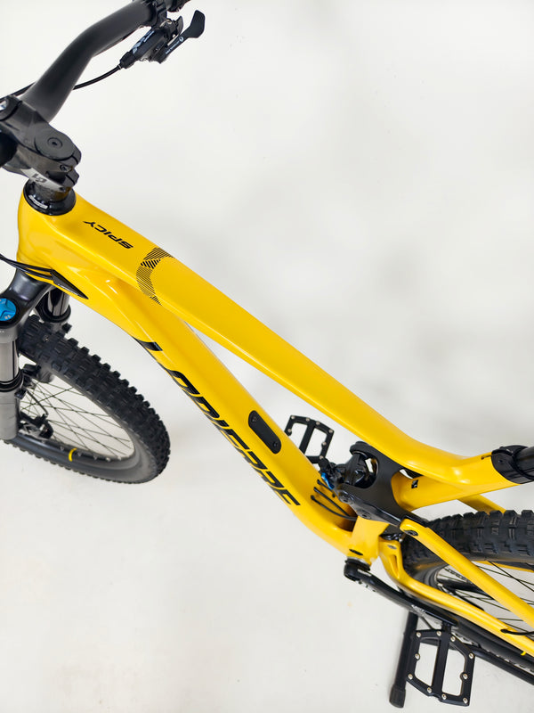 Lapierre Spicy CF 6.9 2023 / LARGE / RRP: £4,699.00 / Very Good Condition