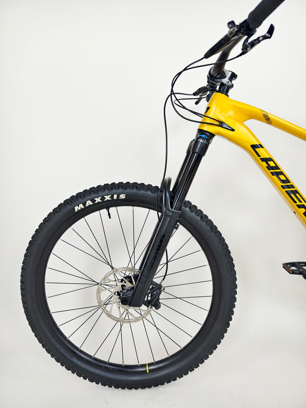Lapierre Spicy CF 6.9 2023 / LARGE / RRP: £4,699.00 / Very Good Condition