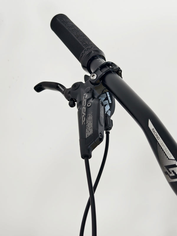 Lapierre Spicy CF 6.9 2023 / LARGE / RRP: £4,699.00 / Very Good Condition