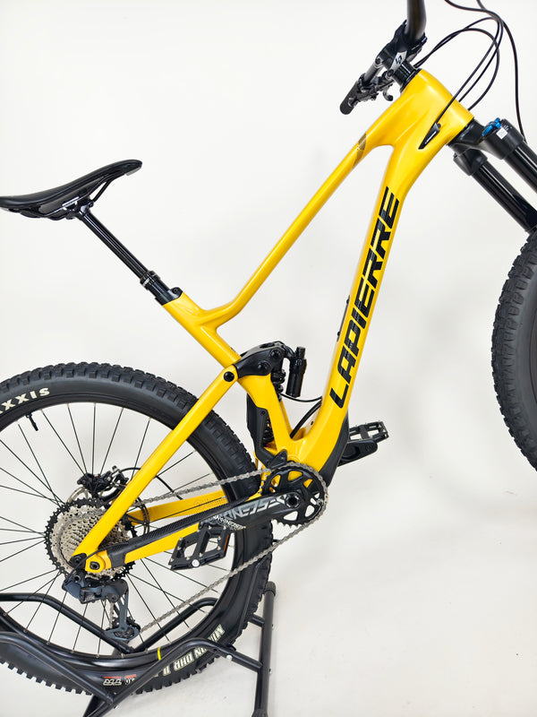 Lapierre Spicy CF 6.9 2023 / LARGE / RRP: £4,699.00 / Very Good Condition