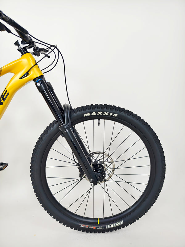 Lapierre Spicy CF 6.9 2023 / LARGE / RRP: £4,699.00 / Very Good Condition