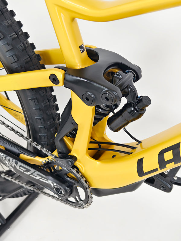 Lapierre Spicy CF 6.9 2023 / LARGE / RRP: £4,699.00 / Very Good Condition