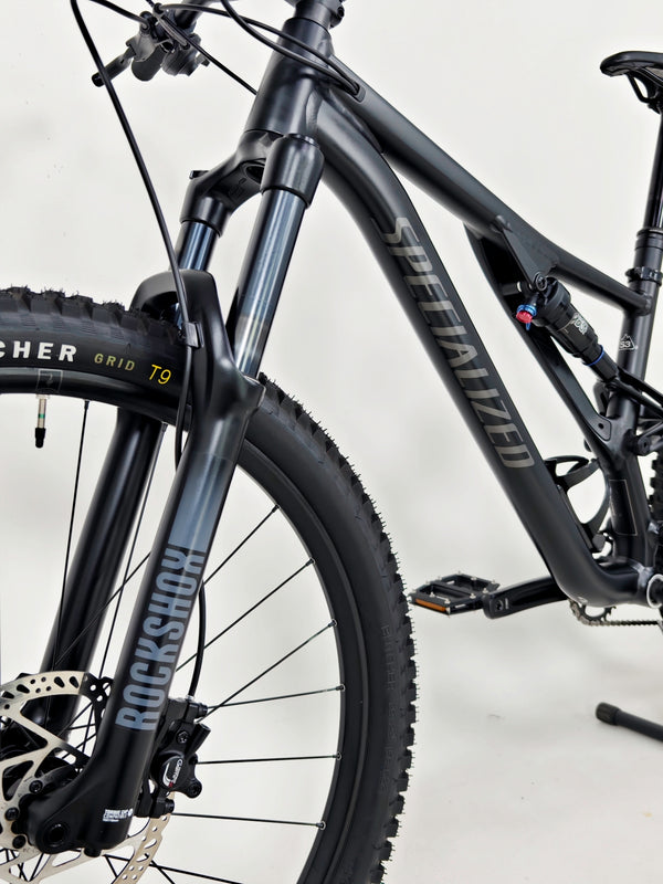 Specialized Stumpjumper Alloy 2022 / S4 - LARGE /RRP: £2,100.00 / Very Good Condition