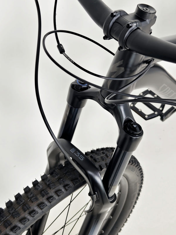 Specialized Stumpjumper Alloy 2022 / S4 - LARGE /RRP: £2,100.00 / Very Good Condition