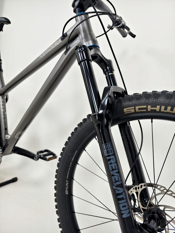 Commencal META HT AM 2023 / Custom-Built / Large / Very Good Condition