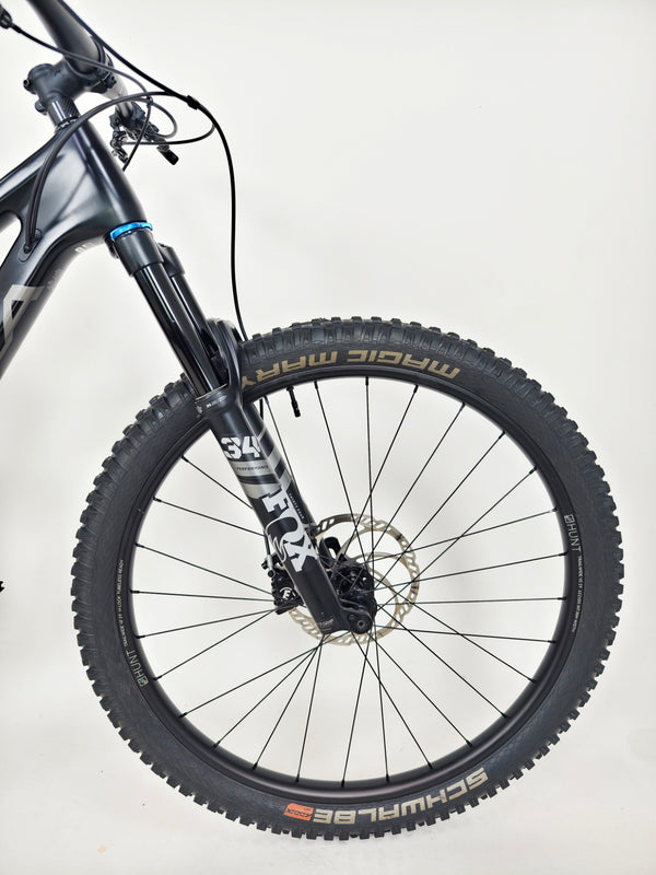 Orbea Occam Carbon / Custom-Built / LARGE / Est. value: £4,000 / Very Good Condition
