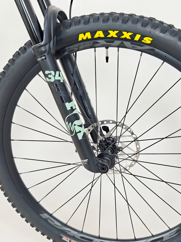 Orbea Occam M30-Eagle 29er 2023 Carbon / X-LARGE / RRP: £4,699.00 / Excellent Condition!