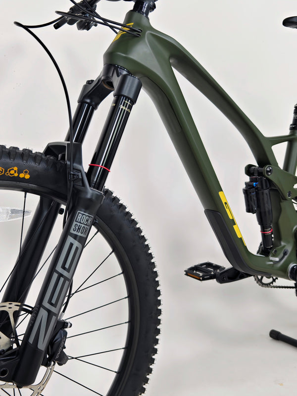 GT Force Carbon Pro Enduro Bike 2023 / MEDIUM / RRP: £4,700.00 / Excellent Condition!