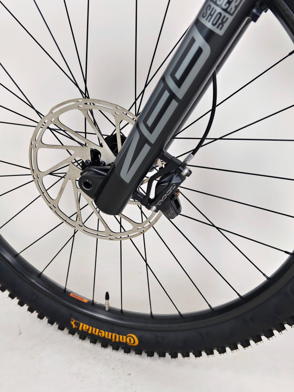 GT Force Carbon Pro Enduro Bike 2023 / MEDIUM / RRP: £4,700.00 / Excellent Condition!