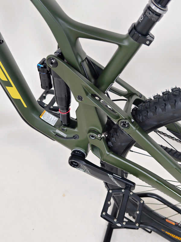 GT Force Carbon Pro Enduro Bike 2023 / MEDIUM / RRP: £4,700.00 / Excellent Condition!