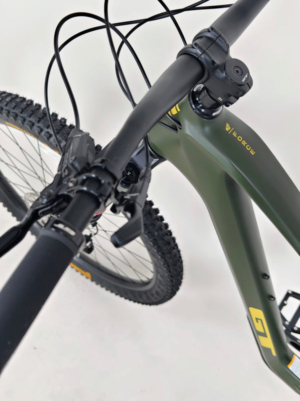 GT Force Carbon Pro Enduro Bike 2023 / MEDIUM / RRP: £4,700.00 / Excellent Condition!
