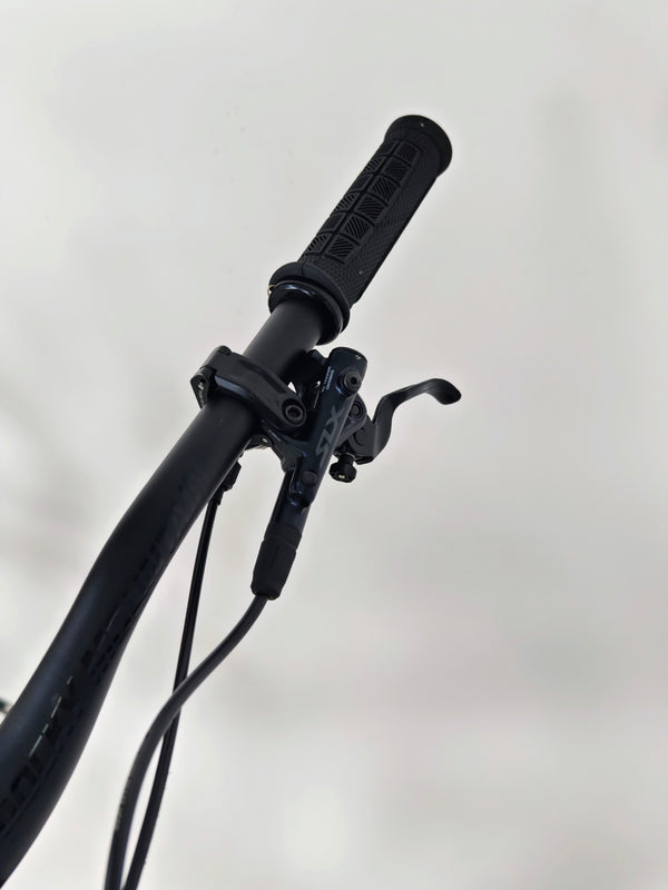Rocky Mountain Slayer Carbon 50 2023 / LARGE / RRP: £5,999.00 / Very Good Condition