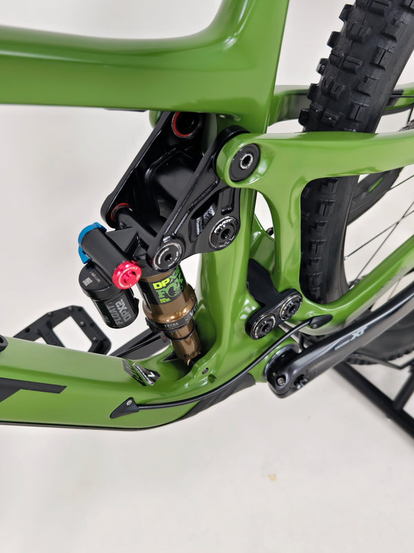 Pivot Switchblade Pro XT/XTR 2023 / LARGE / RRP: £8,100.00 / Very Good Condition