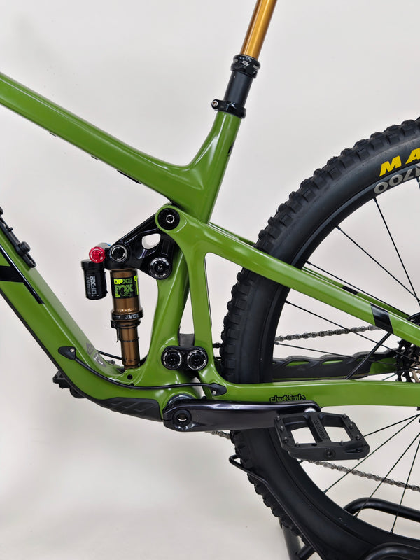 Pivot Switchblade Pro XT/XTR 2023 / LARGE / RRP: £8,100.00 / Very Good Condition