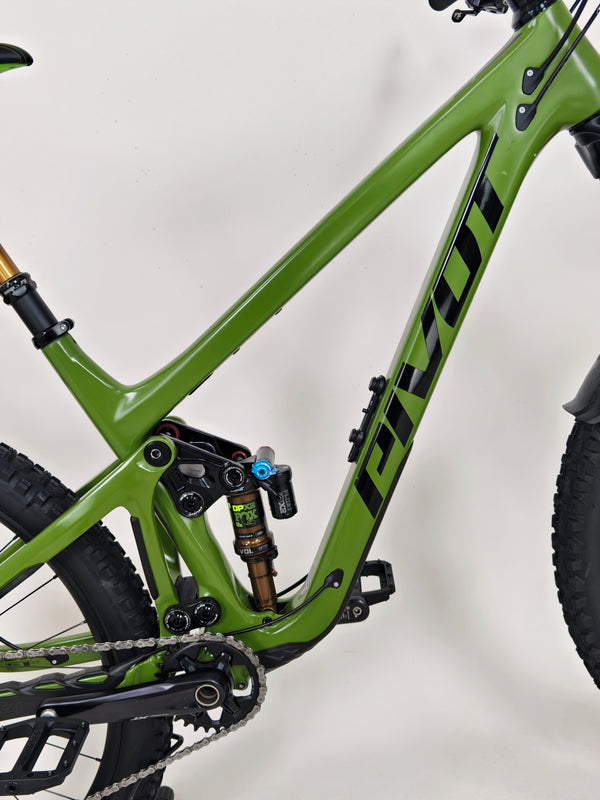 Pivot Switchblade Pro XT/XTR 2023 / LARGE / RRP: £8,100.00 / Very Good Condition