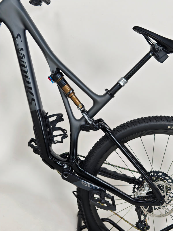 Specialized S-Works Stumpjumper AXS 2022 CARBON/ MEDIUM / RRP: £8,499.00 / Excellent Condition!
