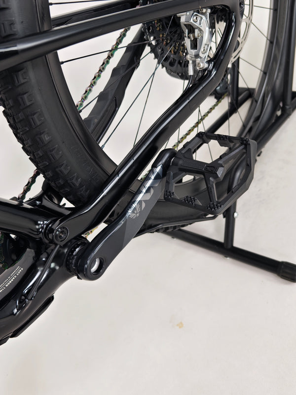 Specialized S-Works Stumpjumper AXS 2022 CARBON/ MEDIUM / RRP: £8,499.00 / Excellent Condition!