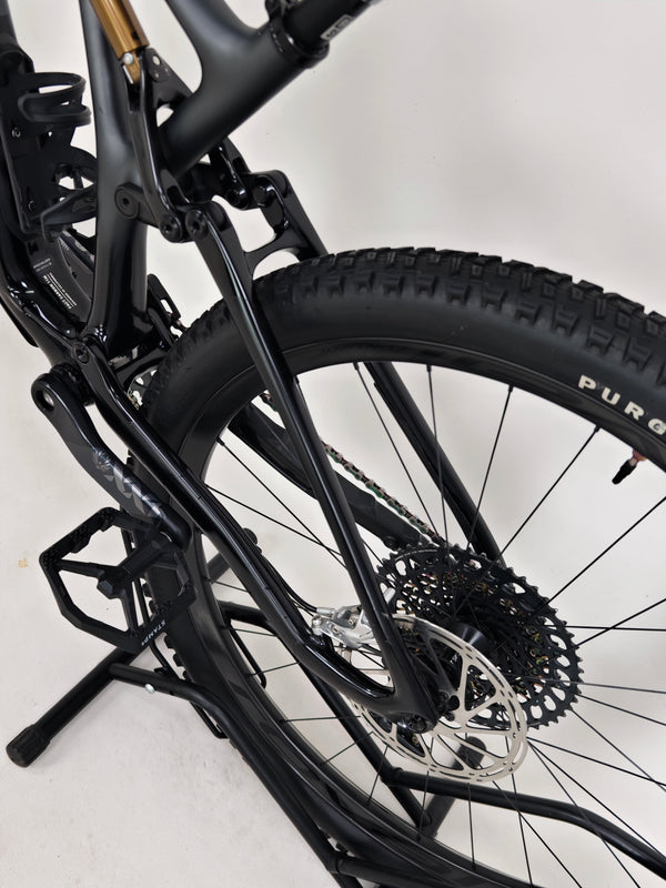 Specialized S-Works Stumpjumper AXS 2022 CARBON/ MEDIUM / RRP: £8,499.00 / Excellent Condition!