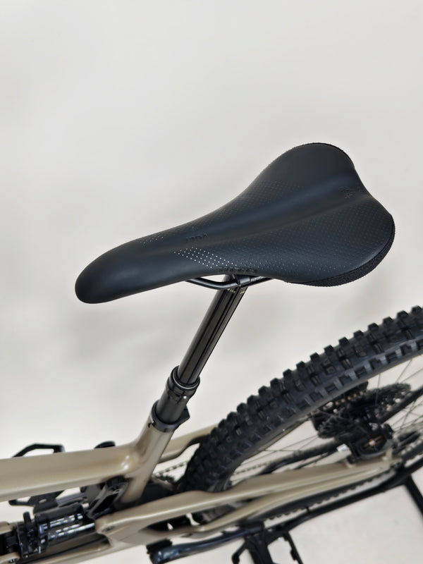 Santa Cruz Megatower 2 GX AXS C 2023 / Customized / LARGE / RRP: £7,899.00/ Excellent Condition!